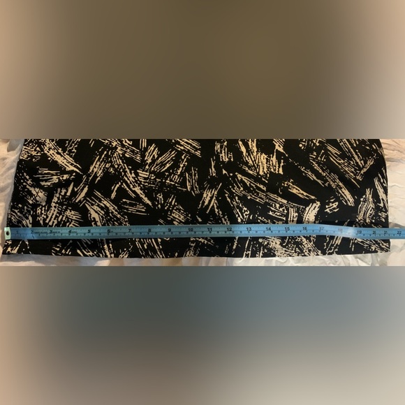 Ann Taylor dress, sleeveless, pre-loved but in good condition - Picture 7 of 8